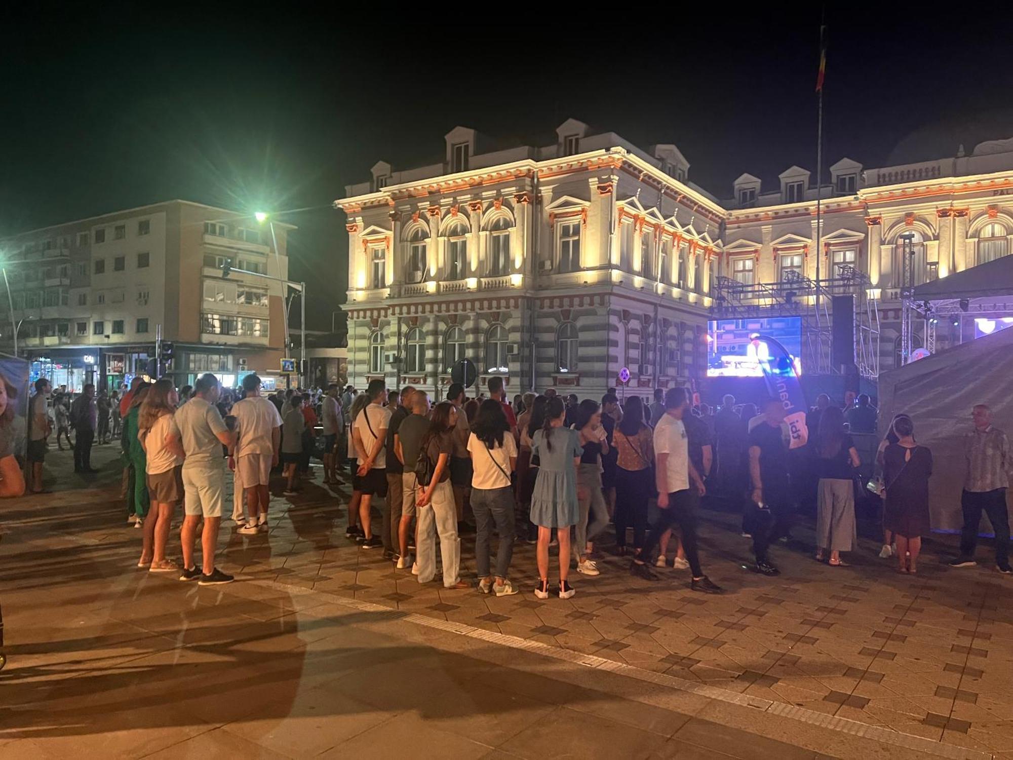 Central Trei Camere Bacău Exterior foto